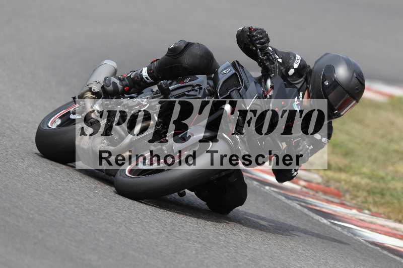 Archiv-2022/55 14.08.2022 Plüss Moto Sport ADR/Freies Fahren/225